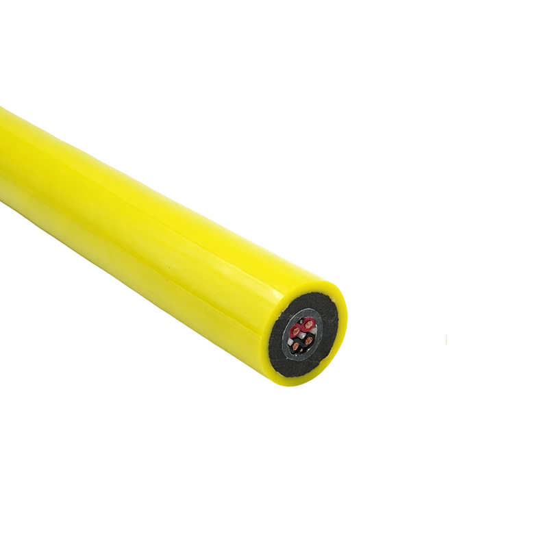 Plávajúci kábel pre podvodné detektory