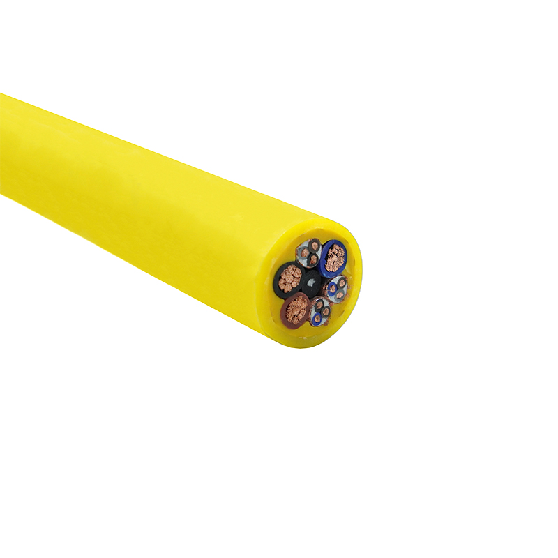 Uchopte vedro na navíjanie kábla